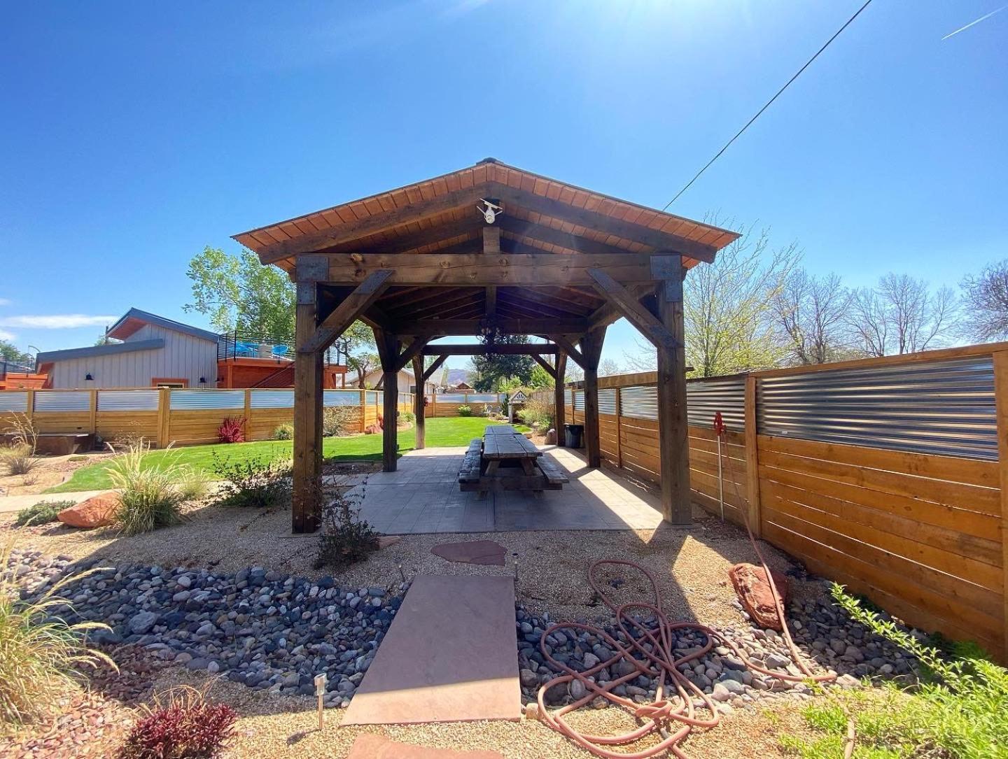 Timber & Tin F 2Bed 2Bath W Pool & Rooftop Deck Канаб Экстерьер фото