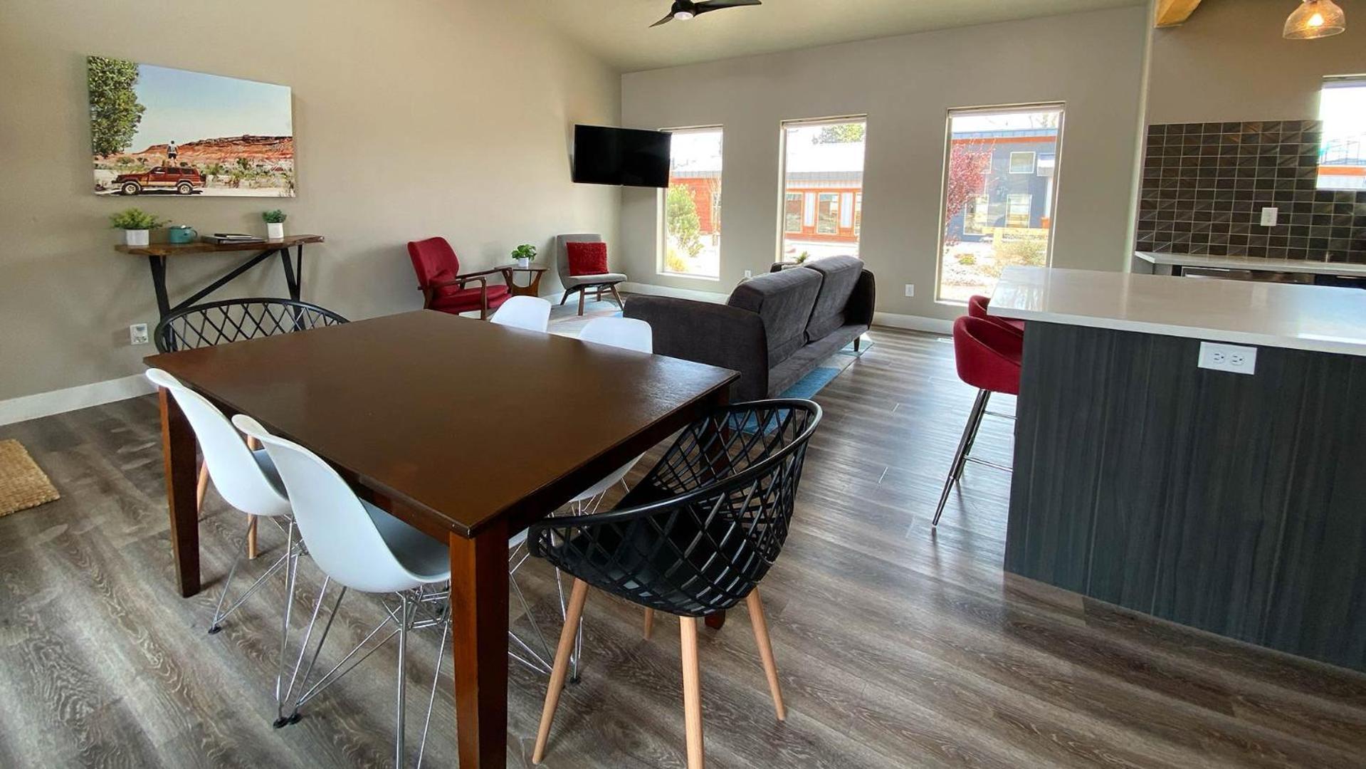 Timber & Tin F 2Bed 2Bath W Pool & Rooftop Deck Канаб Экстерьер фото